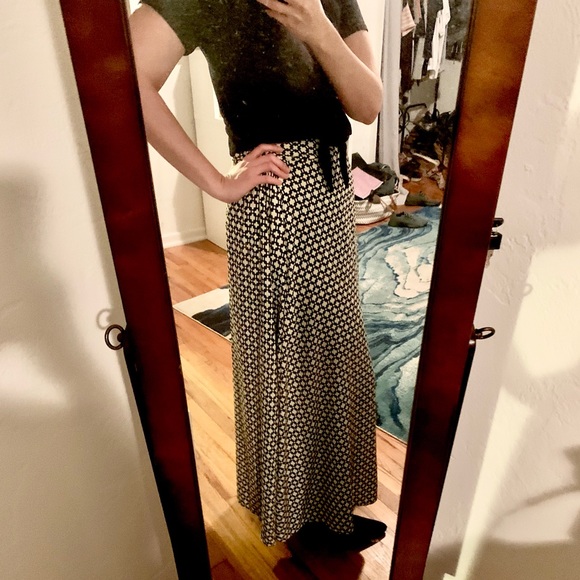 Black & Ivory High-waisted Maxi Skirt - Picture 7 of 8